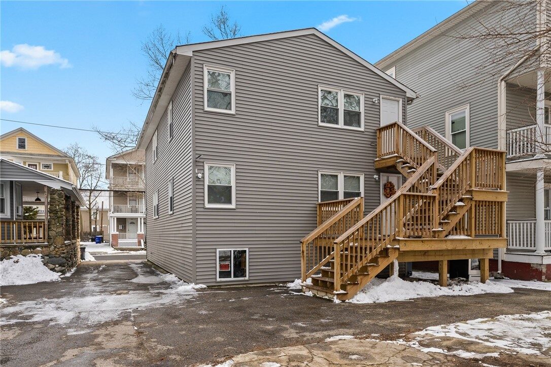 186 Oakland Avenue, Providence RI — the house and second-floor entrance